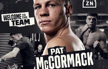 Pat McCormack signs with Eddie Hearn