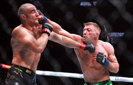 Whittaker doesn't envision Strickland getting a rematch with Du Plessis