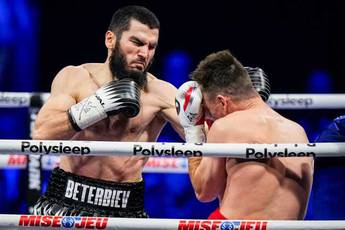 Smith denkt niet dat Beterbiev een monster is