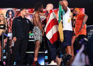 What time is the Keyshawn Davis vs Jose Pedraza fight tonight? Start time, ring walks, running order