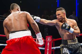 Prograis crushes Buelvas in one round