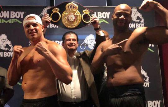 Flores and Bryan make weight