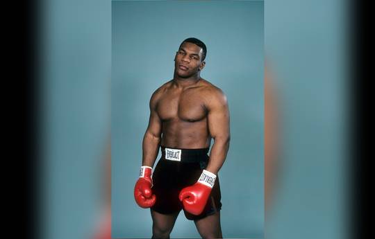 Larry Holmes enthüllt eine überraschende Wahl für ein Schwergewicht, das den besten Mike Tyson schlagen würde: "Es ist nicht, wer Sie denken"