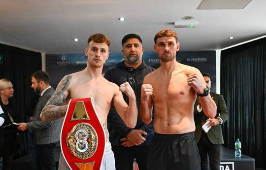 Wann findet heute Abend der Kampf Ben Crocker gegen Sean McComb statt? Ringwalks, Zeitplan, Streaming-Links