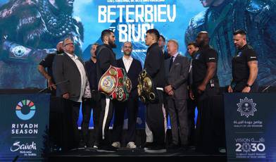 Artur Beterbiev vs Dmitrii Bivol - Apuestas, predicción