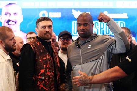 60 thousand tickets sold for Usyk-Dubois in one day
