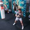 Saul Alvarez held an open training session 19