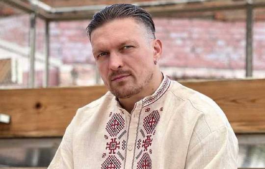 Malignaggi "retires" Usyk after fight with Fury