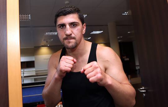 Huck added to World Boxing Super Series