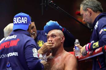 Froch criticou o trabalho de canto de Fury durante o seu combate com Usyk