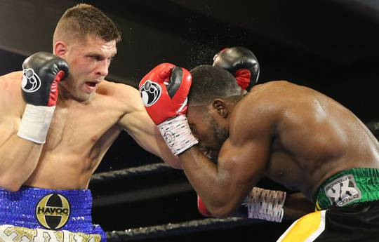 Derevyanchenko destroys Russell (photos)