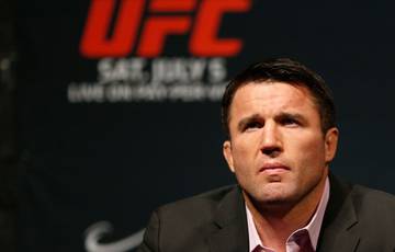 Sonnen: I'm not sure Makhachev is now the favorite to fight Oliveira