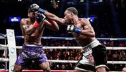Spence brutally defeats Peterson (photo)