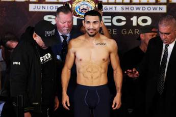 López se quejó de sus ganancias en el boxeo