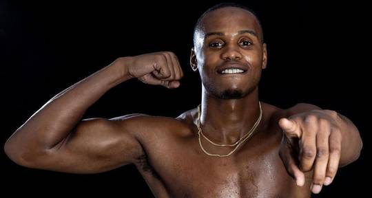 So sehen Sie Oscar Perez gegen Malik Lewis - Live Stream & TV-Kanäle