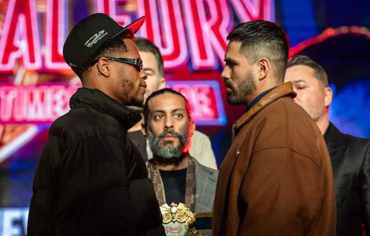 What time is Devin Haney vs Jose Ramirez tonight? Ringwalks, schedule, streaming links