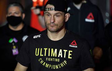 White : "Miocic mettra fin à sa carrière à 100% après le combat contre Jones"