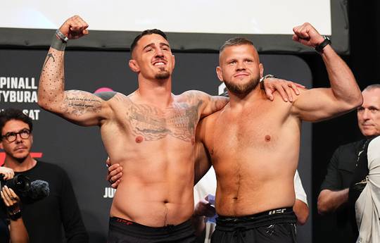 Participants of the UFC Fight Night 224 tournament passed the weigh-in (video)