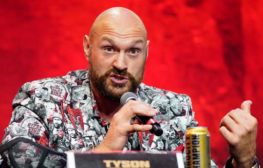 "He doesn't know how to fight." Fury wants to fight Ngannou in MMA