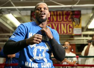 Instead of Redkach, Broner will face Lundy