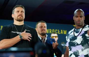 Coach Dubois: "During the fight with Usyk we expect a hostile atmosphere"