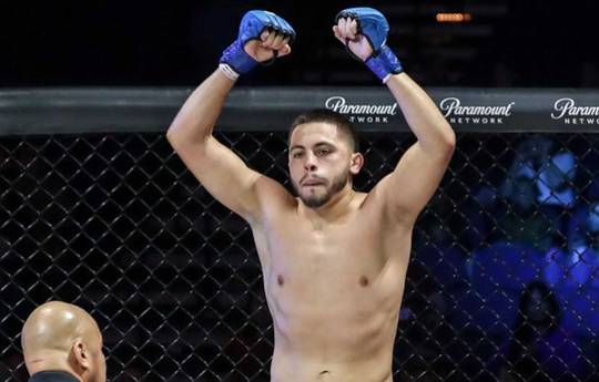 What time is Ariel Perez vs Chris Avila tonight? Ringwalks, schedule, streaming links
