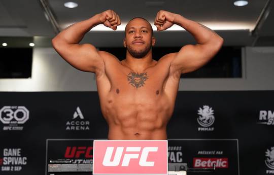 UFC Fight Night 226: Spivak outweighed Gan by almost 3 kg (video)