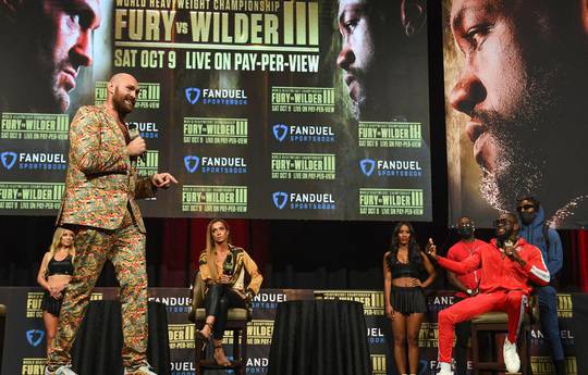 Fury and Wilder make weight