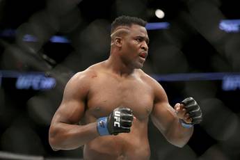 A Mayweather le gustaría fichar a Ngannou para su empresa