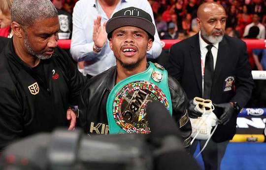 WBC лишил Стивенсона пояса, Шакур гневно отреагировал