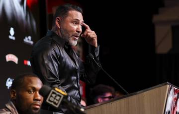 De La Hoya taunts Hearn