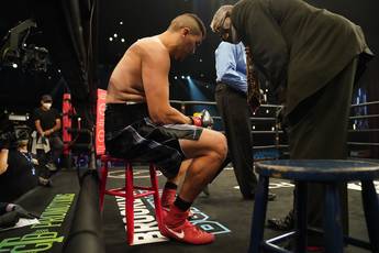 Flores receives purse for his fight against Ortiz