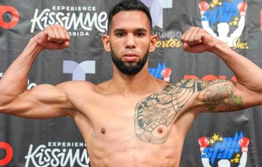 What time is Christian Barreto vs Miguel Angel Marrero tonight? Ringwalks, schedule, streaming links