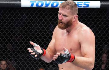 Blachowicz underwent surgery on his elbow