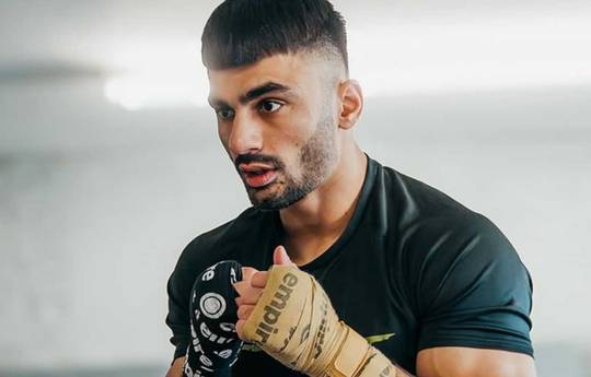 So sehen Sie Taz Nadeem gegen Fernando Valencia - Live Stream & TV-Kanäle