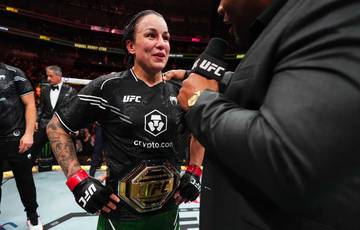 Pennington chooses opponent for first title defense