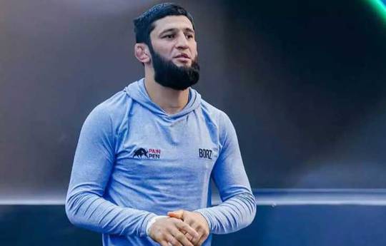 Chimaev assessed Tsarukyan's chances in the fight with Hooker