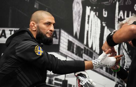 Победитель боя Стриклэнд - Эрнандес может стать соперником Чимаева