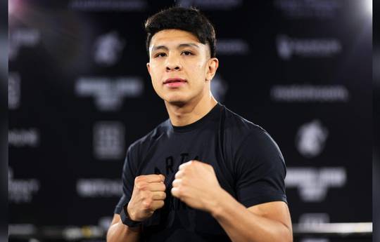 Jaime Munguia Secures Victory, But Opponent's Post-Fight Comment Raises Eyebrows: "He's Not Ready"