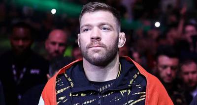 Du Plessis responded to a challenge from Allen