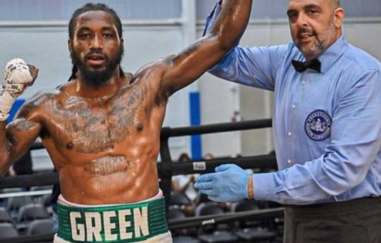 What time is Nasheed H. Smith vs Tariq Green tonight? Ringwalks, schedule, streaming links