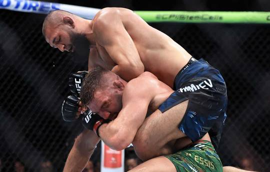 Дю Плесси відчував, що може виграти у Чимаєва