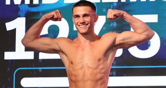 Hoe laat is Alfie Middlemiss tegen Mohammed Wako vanavond? Ringwalks, schema, streaminglinks