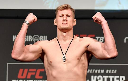 Kharitonov believes that Volkov is able to beat Miocic