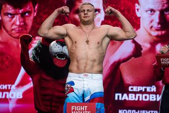 Павлович одолел Мохнаткина и стал чемпионом Fight Nights в тяжелом весе