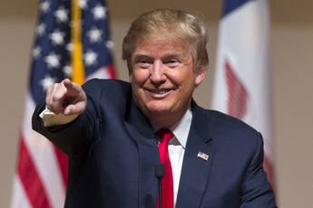 Donald Trump to visit Holyfield vs. Belfort fight