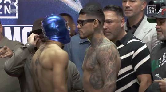 Hoe laat is Teofimo Lopez tegen Arnold Barboza Jr. vanavond? Ringwalks, schema, streaminglinks