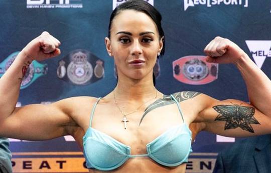 Hoe laat is Shurretta Metcalf tegen Cherneka Johnson vanavond? Ringwalks, schema, streaminglinks