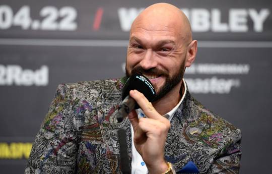 Fury on sparring with White: 'He was like a sack to me'