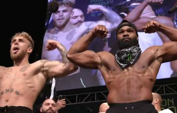 Jake Paul - Tyron Woodley. Weigh-in results